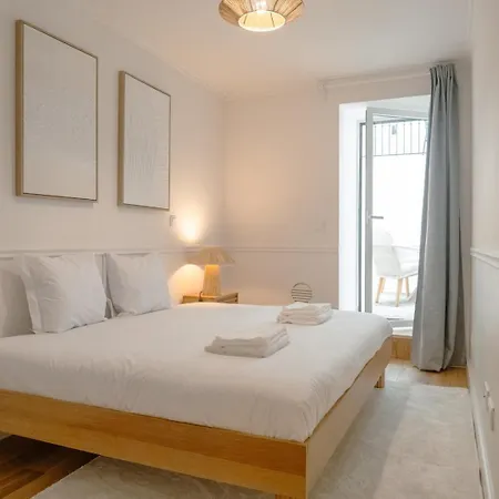 Apartment Stylish 2br With Ac & Terrace | By Airnest *