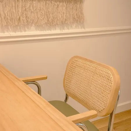 Apartment Stylish 2br With Ac & Terrace | By Airnest Lisbon