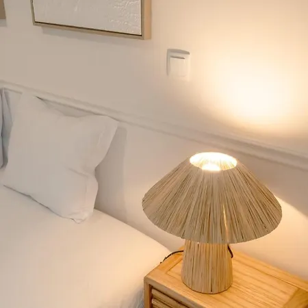 Apartment Stylish 2br With Ac & Terrace | By Airnest *