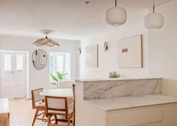 Stylish 2br With Ac & Terrace | By Airnest Apartment