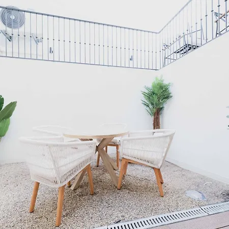 Stylish 2br With Ac & Terrace | By Airnest *