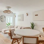 Stylish 2br With Ac & Terrace | By Airnest * Lisbona